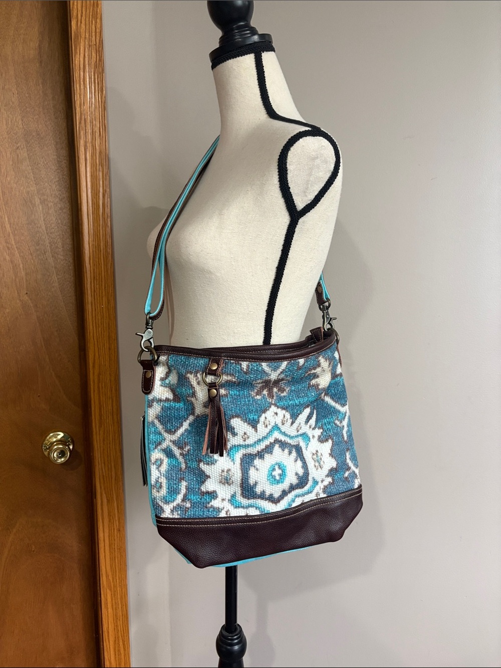 NWT Myra Turquoise Patterned Crossbody Bag with Brown Trim